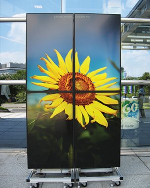 Sunlight readable LCD window poster_6